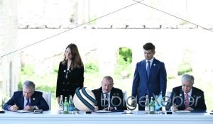 Şuşada Qarabağ Bəyannaməsi imzalandı