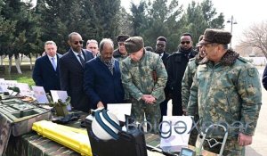 Somali prezidenti Azərbaycan PUA-larına baxdı