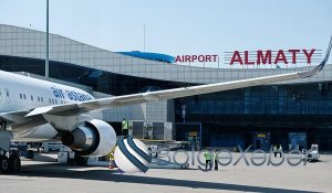 Təyyarələr uça bilmədi, sərnişinlər Almatı aeroportunda qaldı