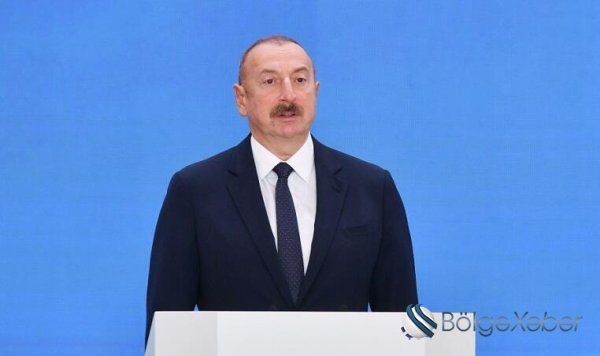 Prezidentlər mətbuata bəyanatlarla çıxış etdi