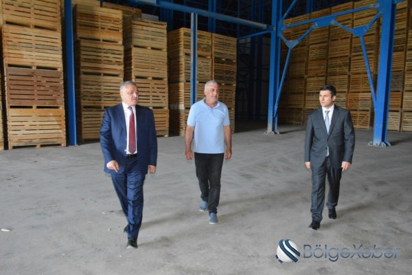 Qaraağacı kəndində soyuducu anbar kompleksinə baxış keçirilib