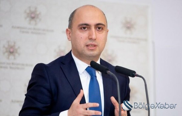 Məktəbli formaları dəyişdiriləcək?